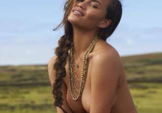 no underwear for chrissy teigen view pics - India... no underwear for chrissy teigen view pics - India...