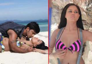 veena malik s new hot stills from silk sakkath... veena malik s new hot stills from silk sakkath...