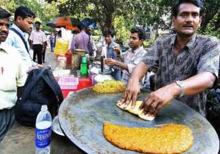 top 10 best road side food in delhi you just can... top 10 best road side food in delhi you just can...