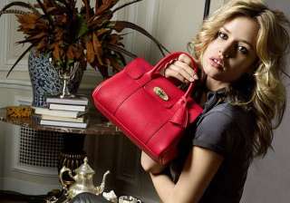 mick jagger s daughter makes mulberry debut -... mick jagger s daughter makes mulberry debut -...