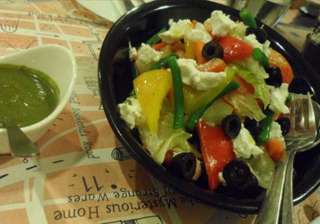 delhi cafe hosts art lovers - India TV delhi cafe hosts art lovers - India TV