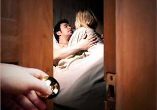 infidelity easy to spot view pics - India TV infidelity easy to spot view pics - India TV