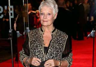 judi dench wears indian creation again see pics -... judi dench wears indian creation again see pics -...