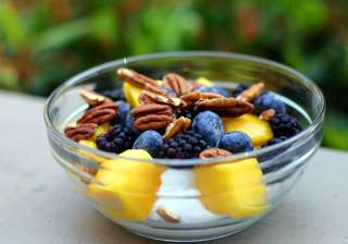 start your day with crunchy fruit breakfast -... start your day with crunchy fruit breakfast -...