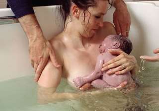 water birth new mirror to help midwives for safer... water birth new mirror to help midwives for safer...