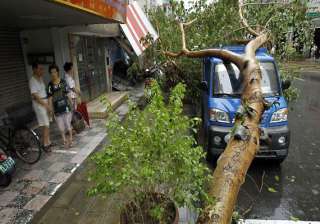 china evacuates 417 000 people ahead of typhoon -... china evacuates 417 000 people ahead of typhoon -...