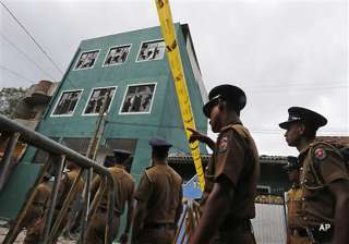 colombo tense after buddhist mob attacks mosque -... colombo tense after buddhist mob attacks mosque -...