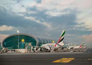 couple in dubai leaves behind son in taxi in... couple in dubai leaves behind son in taxi in...