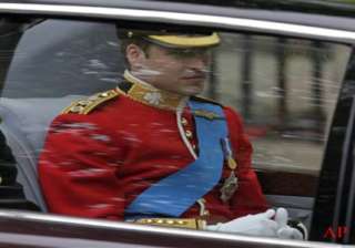 crowds throng london for fairytale royal wedding... crowds throng london for fairytale royal wedding...