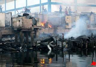 fire in philippine capital leaves 8 000 homeless... fire in philippine capital leaves 8 000 homeless...