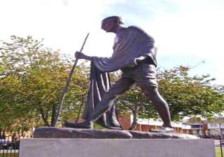 gandhi statue vandalised amid sikh protests over... gandhi statue vandalised amid sikh protests over...