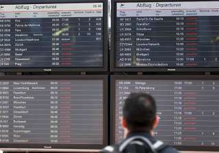 berlin airports reopen as ash moves on - India TV berlin airports reopen as ash moves on - India TV