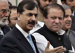gilani asks nawaz not to strengthen hands of... gilani asks nawaz not to strengthen hands of...