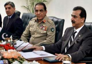 gilani meets kayani pasha - India TV gilani meets kayani pasha - India TV