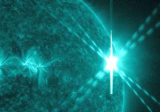 huge solar flare blasts into space - India TV huge solar flare blasts into space - India TV