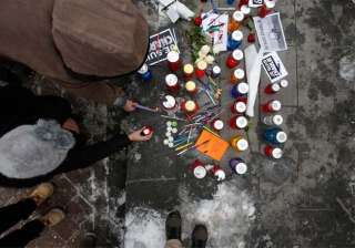 charlie hebdo shooting world defends the freedom... charlie hebdo shooting world defends the freedom...