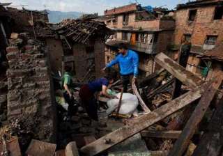 nepaldevastated british survivors return - India... nepaldevastated british survivors return - India...