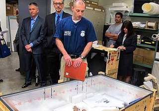 us to return 7 antiquities stolen from india -... us to return 7 antiquities stolen from india -...
