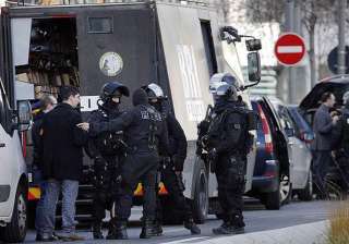 paris post office hostages freed as gunman... paris post office hostages freed as gunman...