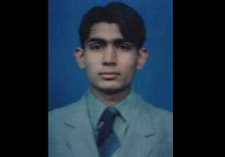 pak hindu youth s coffin labelled as kaafir -... pak hindu youth s coffin labelled as kaafir -...