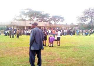 terror scare at kenya university campus one dead... terror scare at kenya university campus one dead...