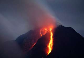 volcano erupts in indonesia triggering evacuation... volcano erupts in indonesia triggering evacuation...