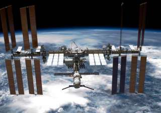 spacex shoots for launch to station rocket... spacex shoots for launch to station rocket...