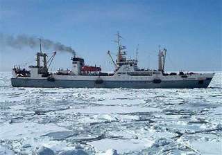 russian trawler sinks quickly in icy water at... russian trawler sinks quickly in icy water at...