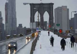 snowstorm travel ban lifted in new york - India TV snowstorm travel ban lifted in new york - India TV