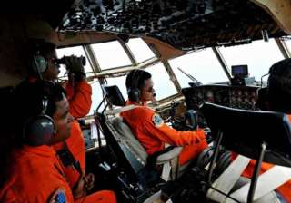 airasia crash search to continue with waves... airasia crash search to continue with waves...