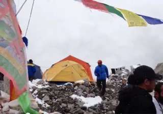 watch video deadly avalanche hitting mt everest... watch video deadly avalanche hitting mt everest...