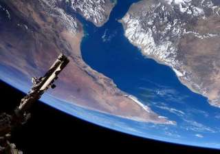 nasa releases images of earth taken from iss to... nasa releases images of earth taken from iss to...