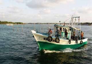 pakistan captures 2 boats with 12 indian... pakistan captures 2 boats with 12 indian...