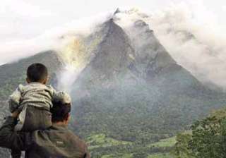 thousands flee as volcano erupts after 400 years... thousands flee as volcano erupts after 400 years...