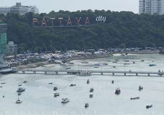 indian woman cut into pieces by parasailing boat... indian woman cut into pieces by parasailing boat...