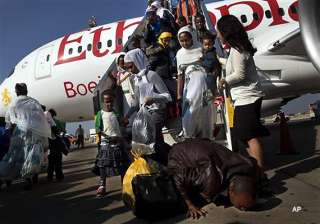 israel airlifts 450 ethiopians to the jewish... israel airlifts 450 ethiopians to the jewish...