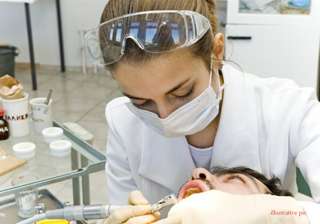 lady dentist in poland pulls out all her ex... lady dentist in poland pulls out all her ex...