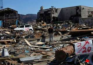 magnitude 7.4 earthquake hits off japan coast -... magnitude 7.4 earthquake hits off japan coast -...