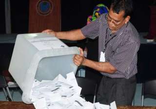 maldivian sc orders fresh presidential polls... maldivian sc orders fresh presidential polls...