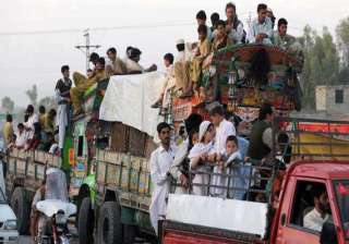 nearly 100 pakistanis flee to afghanistan un -... nearly 100 pakistanis flee to afghanistan un -...