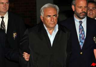 new york hotel maid picks out imf chief in police... new york hotel maid picks out imf chief in police...