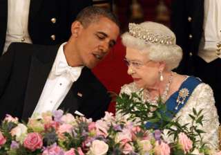 obama celebrates queen elizabeth s diamond... obama celebrates queen elizabeth s diamond...