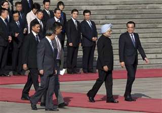 pm watches bharatanatyam by chinese dancers at... pm watches bharatanatyam by chinese dancers at...