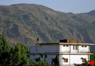pak military takes control of osama s compound -... pak military takes control of osama s compound -...