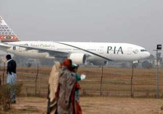 pakistan arrests 250 for peshawar plane attack -... pakistan arrests 250 for peshawar plane attack -...