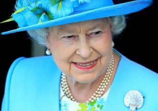 queen begins n.ireland trip to meet ex ira chief... queen begins n.ireland trip to meet ex ira chief...