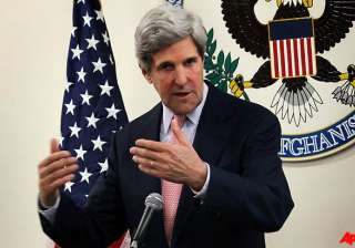 senator kerry meets pak army chief kayani - India... senator kerry meets pak army chief kayani - India...
