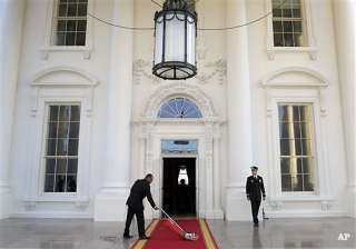 shutdown takes its toll on white house operations... shutdown takes its toll on white house operations...