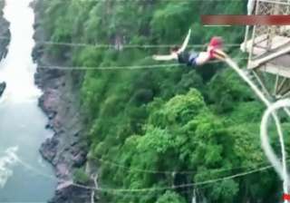snapped bungee plunges tourist into african river... snapped bungee plunges tourist into african river...