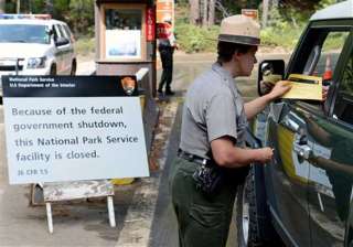 us shutdown deepens fears of looming debt crisis... us shutdown deepens fears of looming debt crisis...
